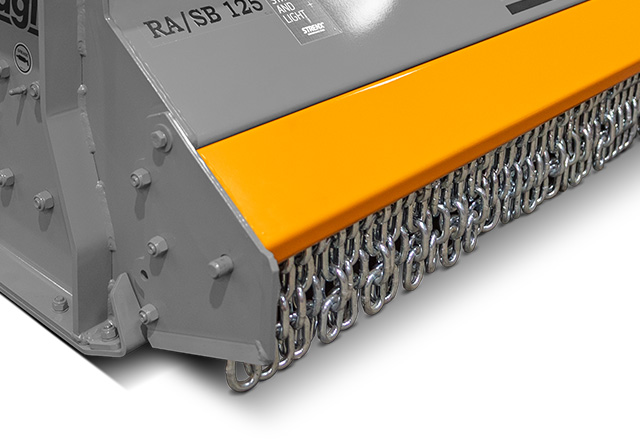  Front chain/flap protection