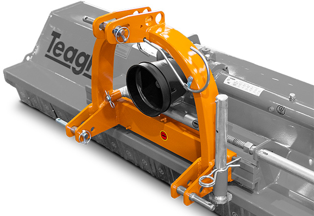 Displaceable 3 point linkage 