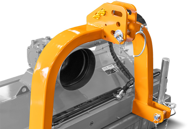 Displaceable 3 point linkage 