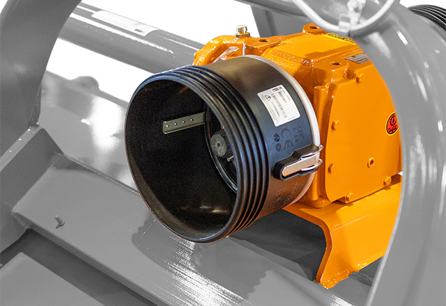 Front/Rear Through Shaft
